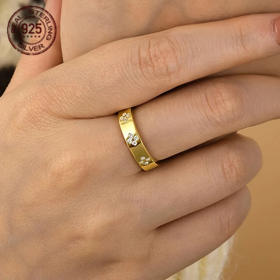 Luxury 925 Sterling Four Leaf Clover Rings For Women 18K Gold Plated AAAAA Zircon Thin Wedding Band Ring Banquet Jewelry Gifts