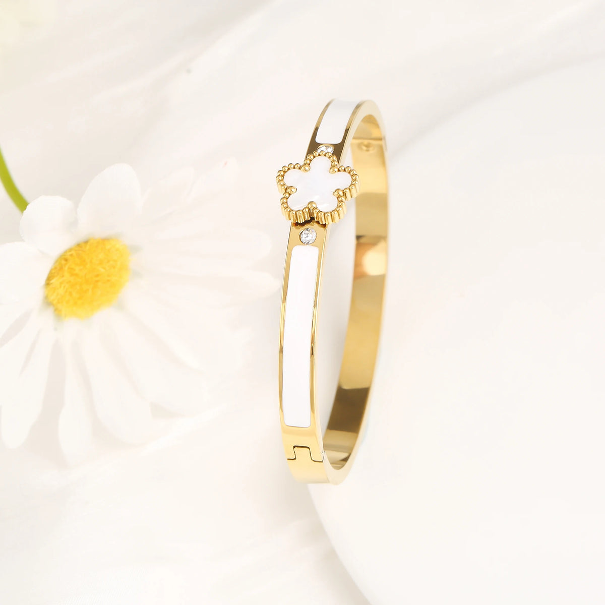 6 Colors Classic Luxury Stainless Steel Five Leaf Flower Open Bangle Simple for Woman Girl Party Trend Enamel Jewelry Clover