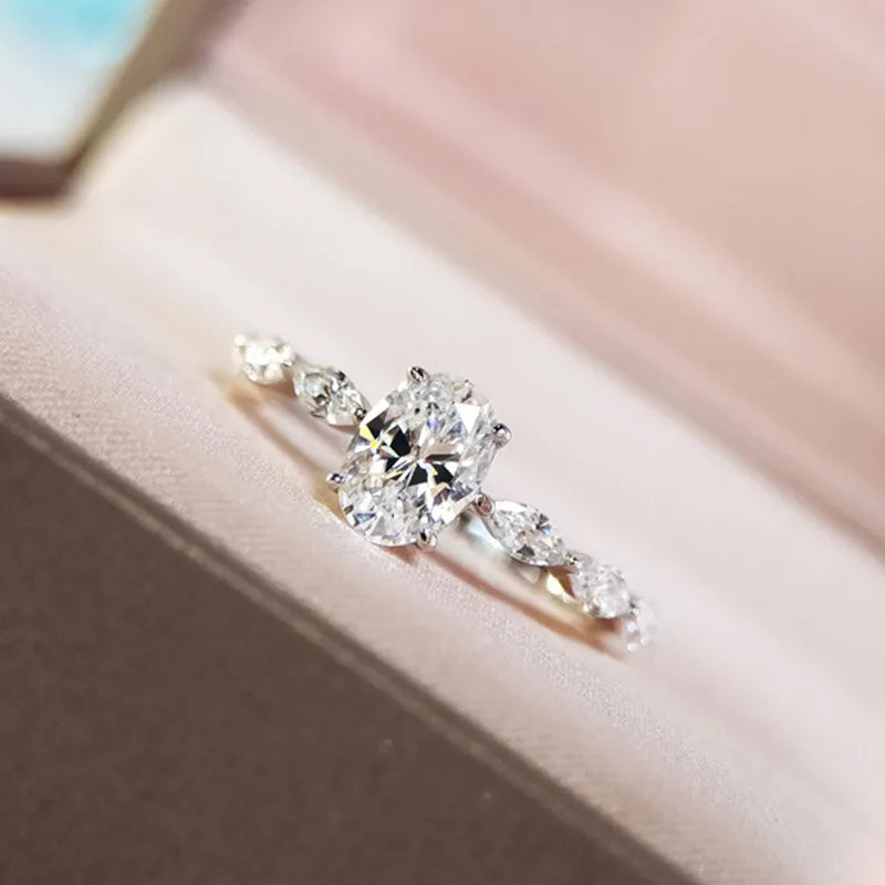 Huitan Dainty Women Engagement Rings AAA Cubic Zircon Silver Color Delicate Proposal Ring for Lover High Quality Wedding Jewelry
