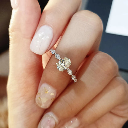 Huitan Dainty Women Engagement Rings AAA Cubic Zircon Silver Color Delicate Proposal Ring for Lover High Quality Wedding Jewelry