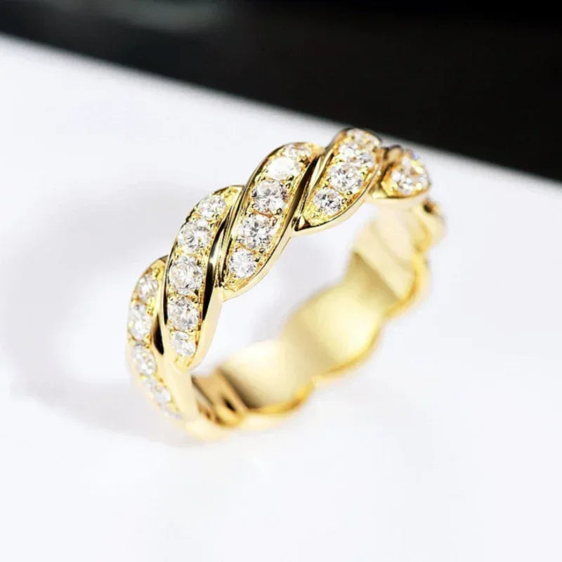 Huitan 2020 NEW Fashion Wedding Ring For Women Micro Paved Cubiz Zircon Finger Rings Female Engagement Jewelry Accessories
