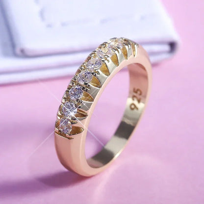 Huitan 2020 NEW Fashion Wedding Ring For Women Micro Paved Cubiz Zircon Finger Rings Female Engagement Jewelry Accessories
