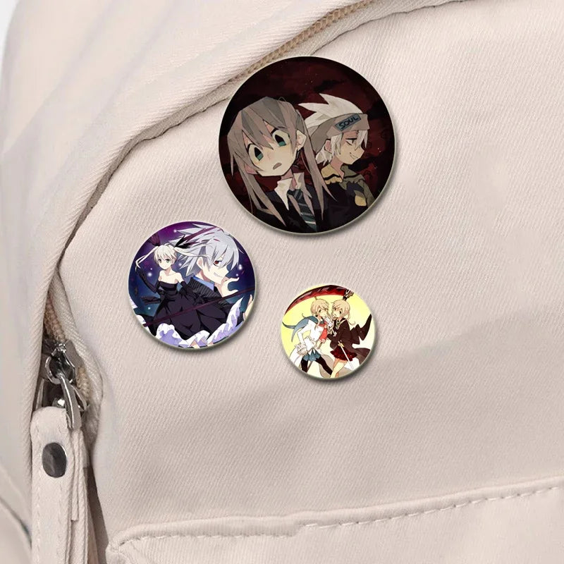32/44/58MM Anime Soul Eater Pins Thompson Patricia Evans Soul Eater Albarn Maka Figure Icon Brooches Badge for Backpack Clothes