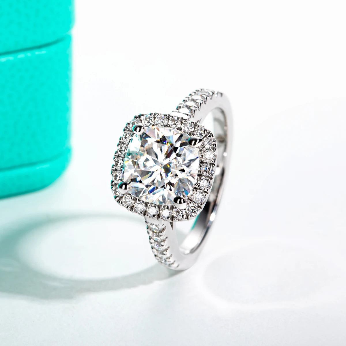 AnuJewel 3ct Cushion Cut D Color Moissanite Halo Engagement Rings 18K Gold Plated Luxury Wedding Band Rings Jewelry Wholesale