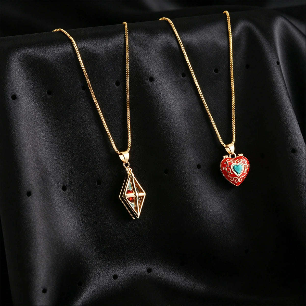 Anime Sugar Sugar Rune Necklace Open Heart Diamond Shaped Chocolat Pierre Vanilla Couple Pendants Cosplay Party Accessory Gift