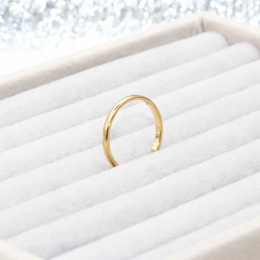 Minimalist Women Men Width 2MM Slim Rings Stainless Steel IP Plating No Easy Fade Good Quality Cheap Jewelry Gift