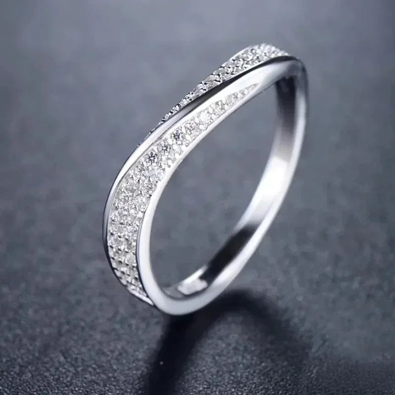 Huitan 2020 NEW Fashion Wedding Ring For Women Micro Paved Cubiz Zircon Finger Rings Female Engagement Jewelry Accessories