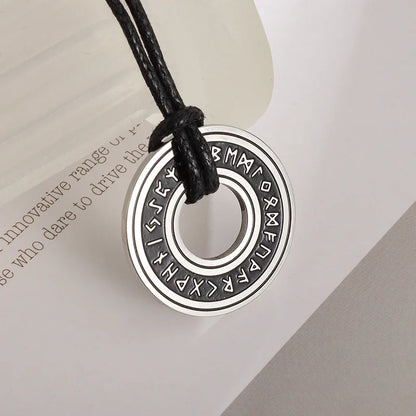 Stainless Steel Trinity Celtic Knot Nordic Rune Pendant Necklace Retro Ethnic Style Irish Knot Lucky Amulet Jewelry for Men