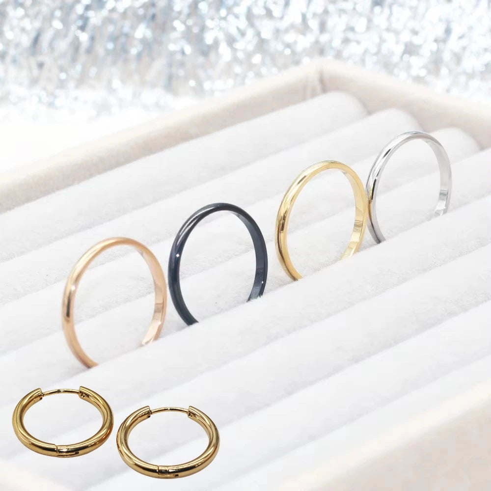 Minimalist Women Men Width 2MM Slim Rings Stainless Steel IP Plating No Easy Fade Good Quality Cheap Jewelry Gift